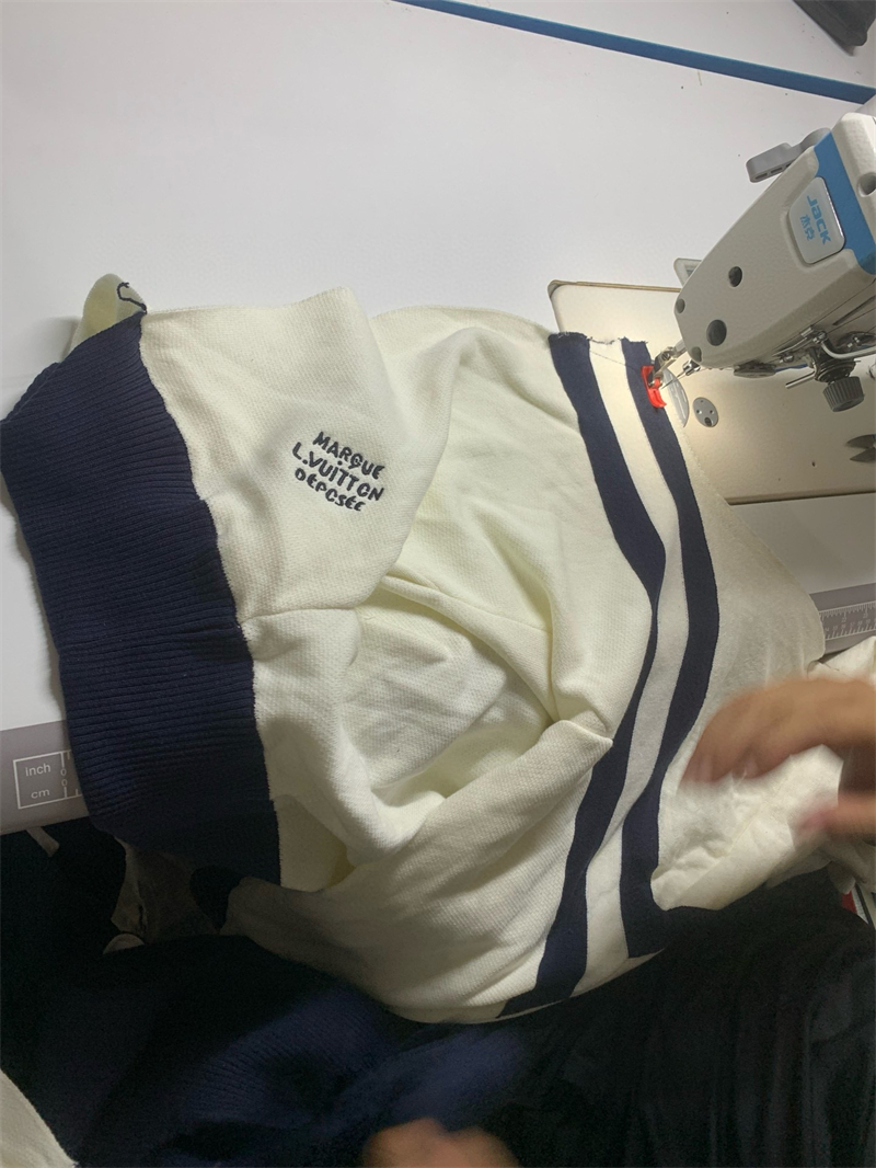 Louis Vuitton 루이비통 MLVD 니티드 코튼 세일러 블루종 화이트 레플리카 20번 이미지 - 의류 | 세미샵 레플리카 사이트