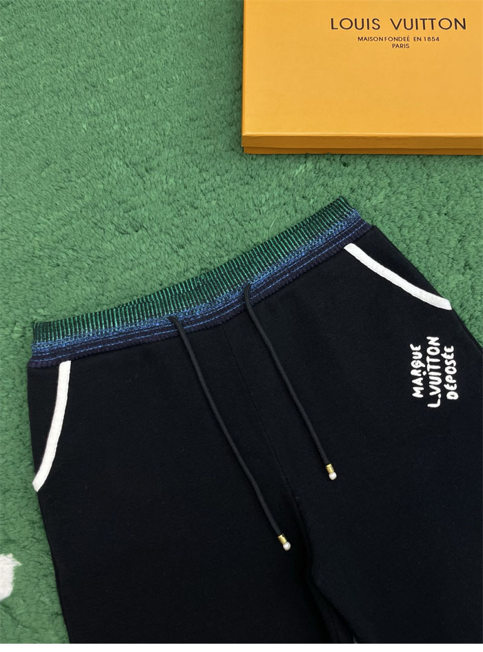 Louis Vuitton 루이비통 MLVD 시그니처 코튼 저지 컬리지 쇼츠 레플리카 8번 이미지 - 의류 | 세미샵 레플리카 사이트