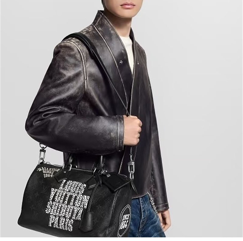 Louis Vuitton 루이비통 x 니고 레더 가라테 기모노 자켓 레플리카 2번 이미지 - 의류 | 세미샵 레플리카 사이트