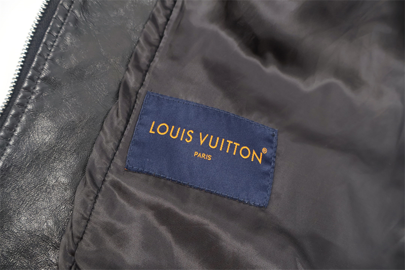 Louis Vuitton 루이비통 x 니고 레더 가라테 기모노 자켓 레플리카 6번 이미지 - 의류 | 세미샵 레플리카 사이트