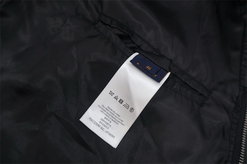 Louis Vuitton 루이비통 x 니고 레더 가라테 기모노 자켓 레플리카 12번 이미지 - 의류 | 세미샵 레플리카 사이트