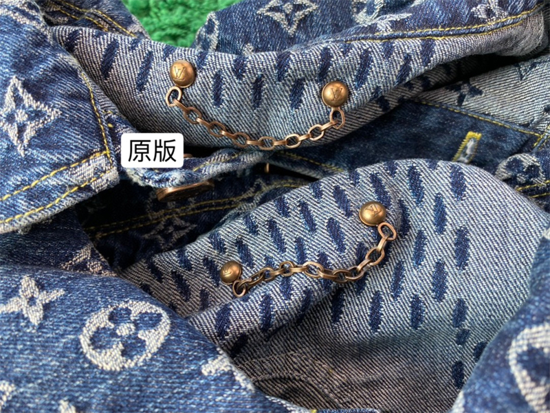 Louis Vuitton 루이비통 x 니고 자이언트 다미에 웨이브 모노그램 데님 자켓 블루 레플리카 13번 이미지 - 의류 | 세미샵 레플리카 사이트