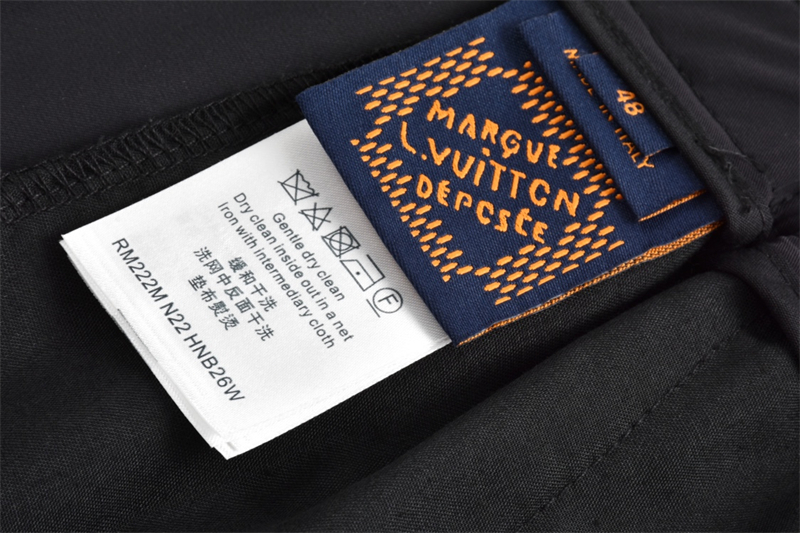 Louis Vuitton 루이비통 x 타일러 엠브로이더드 테크니컬 트랙팬츠 레플리카 12번 이미지 - 의류 | 세미샵 레플리카 사이트