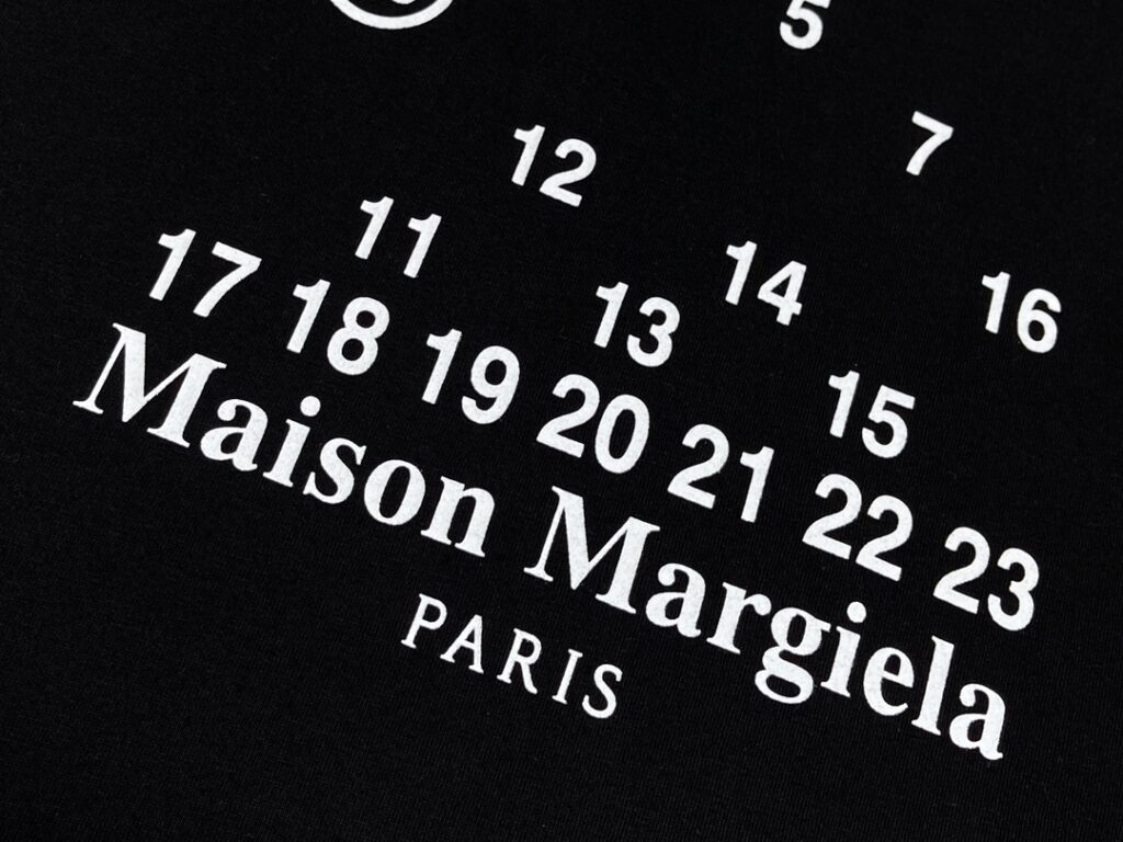 Maison Margiela 마르지엘라 24SS 뉴메릭 로고 반팔 티셔츠 블랙 레플리카 9번 이미지 - 의류 | 세미샵 레플리카 사이트