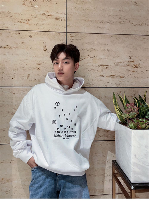 Maison Margiela 메종마르지엘라 로고 후디 2컬러 레플리카 27번 이미지 - 의류 | 세미샵 레플리카 사이트