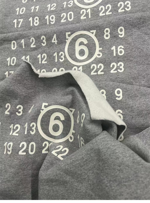 Maison Margiela 메종마르지엘라 MM6 넘버드 로고 프린트 반집업 후디 레플리카 30번 이미지 - 의류 | 세미샵 레플리카 사이트