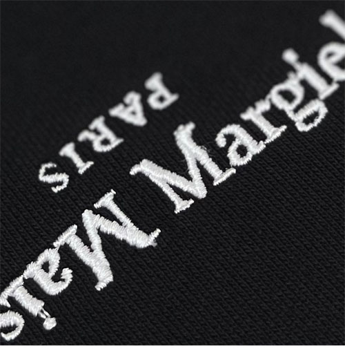 Maison Margiela 메종마르지엘라 MM6 업사이드 다운 자수 로고 후디 2컬러 레플리카 8번 이미지 - 의류 | 세미샵 레플리카 사이트