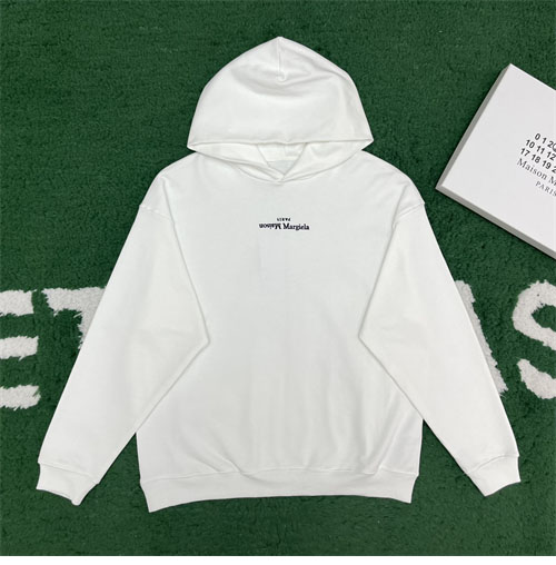 Maison Margiela 메종마르지엘라 MM6 업사이드 다운 자수 로고 후디 2컬러 레플리카 12번 이미지 - 의류 | 세미샵 레플리카 사이트