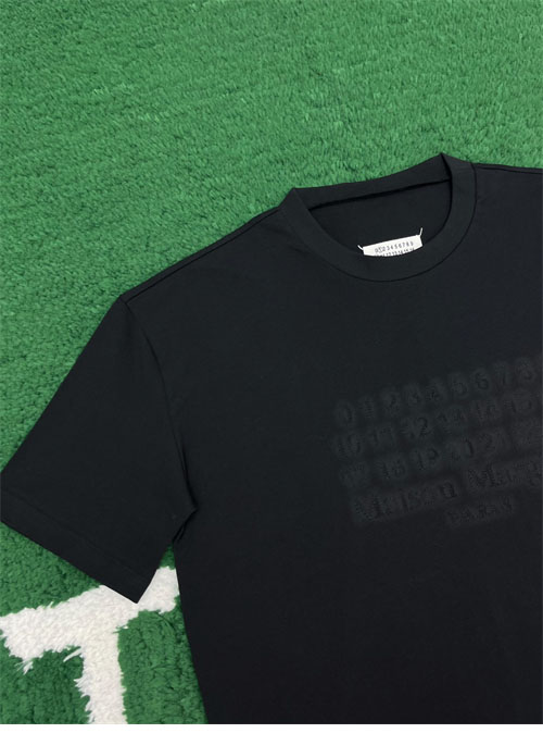 Maison Margiela 메종마르지엘라 MM6 Logo 자수 반팔 티셔츠 레플리카 6번 이미지 - 의류 | 세미샵 레플리카 사이트