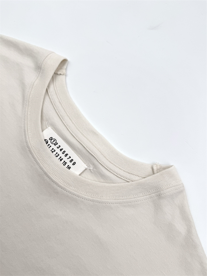 메종마르지엘라 메종 마르지엘라 스탬프 로고 코튼 티셔츠 레플리카 11번 이미지 - 의류 | 세미샵 레플리카 사이트