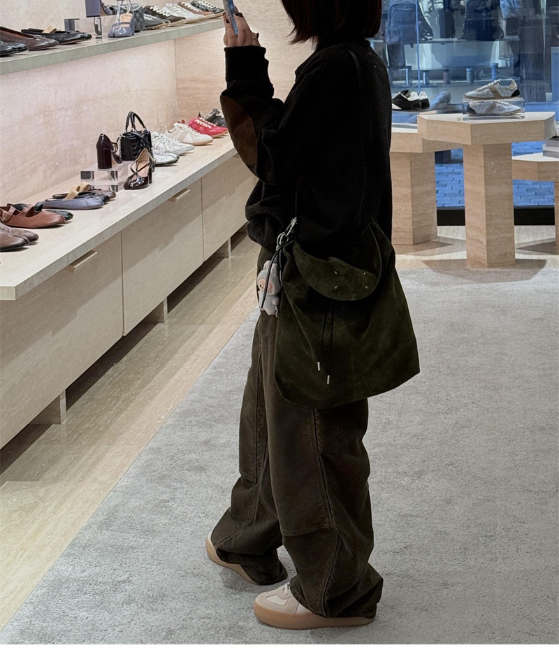 Maison Margiela 메종 마르지엘라 엘보우 패치 울 폴로 셔츠 레플리카 4번 이미지 - 의류 | 세미샵 레플리카 사이트