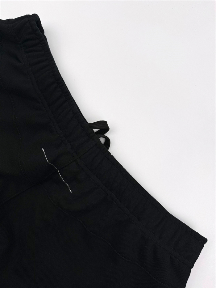 Maison Margiela 메종 마르지엘라 이어 오브 더 스네이크 스웨트팬츠 레플리카 11번 이미지 - 의류 | 세미샵 레플리카 사이트