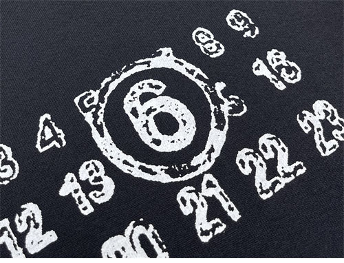 Maison Margiela 메종 마르지엘라 MM6 로고 크루넥 스웨트셔츠 맨투맨 레플리카 16번 이미지 - 의류 | 세미샵 레플리카 사이트