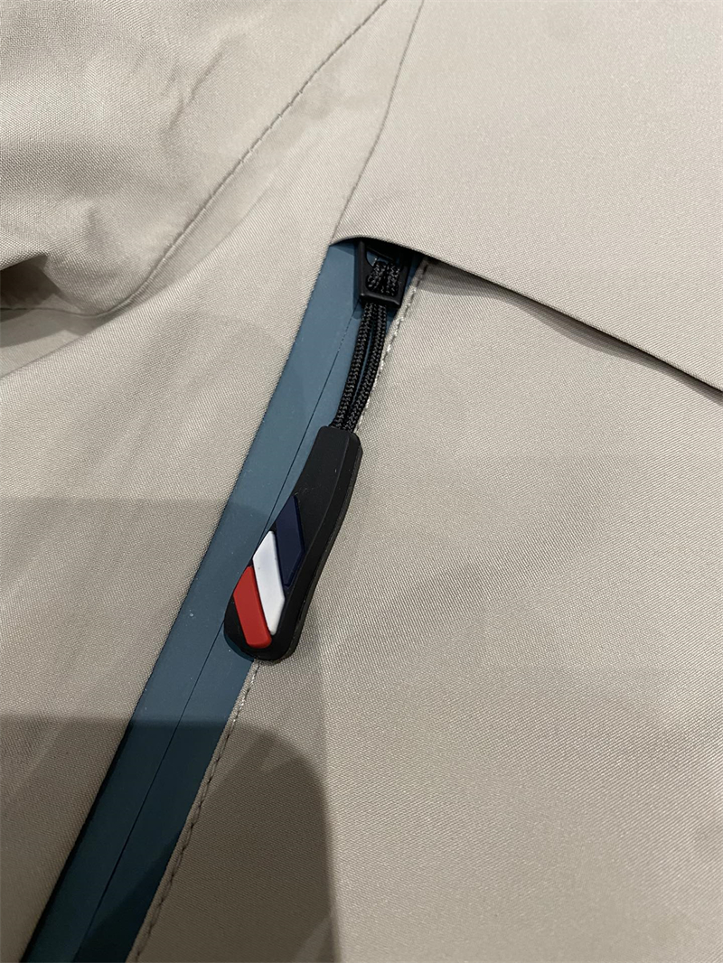 Moncler 몽클레어 그레노블 쉽톤 윈드브레이커 후드 블랙 레플리카 17번 이미지 - 의류 | 세미샵 레플리카 사이트