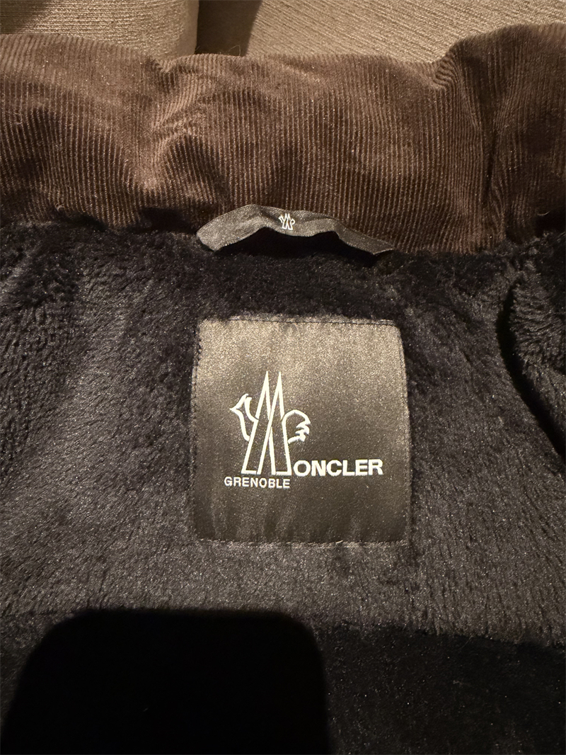 몽클레어 몽클레어 그레노블 Semur 세르누르 숏 다운 패딩 자켓 레플리카 19번 이미지 - 의류 | 세미샵 레플리카 사이트