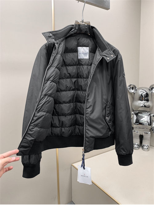 Moncler 몽클레어 라라몬 Laramon 숏 다운 자켓 레플리카 9번 이미지 - 의류 | 세미샵 레플리카 사이트