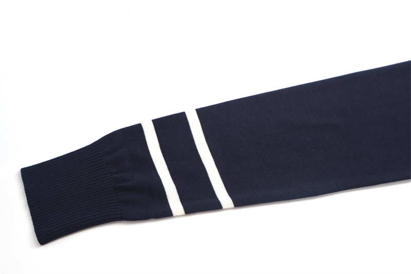 Moncler 몽클레어 로고 와펜 캐주얼 니트 스웨터 레플리카 8번 이미지 - 의류 | 세미샵 레플리카 사이트