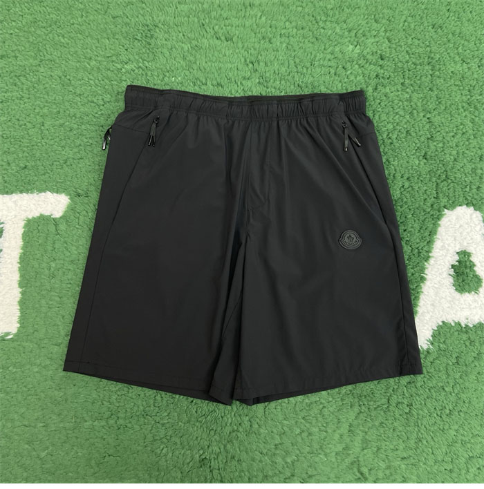 Moncler 몽클레어 로고 패치 바이스트레치 나일론 숏 팬츠 레플리카 5번 이미지 - 의류 | 세미샵 레플리카 사이트