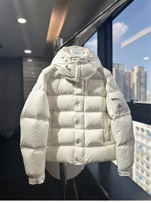 Moncler 몽클레어 마야 Maya 70 숏 다운 패딩 자켓 레플리카 2번 이미지 - 의류 | 세미샵 레플리카 사이트