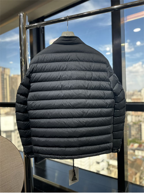 Moncler 몽클레어 마우린엔느 Maurienne 다운 경량 패딩 레플리카 13번 이미지 - 의류 | 세미샵 레플리카 사이트