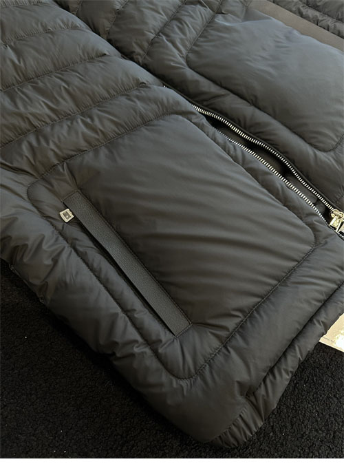 Moncler 몽클레어 마우린엔느 Maurienne 다운 경량 패딩 레플리카 18번 이미지 - 의류 | 세미샵 레플리카 사이트