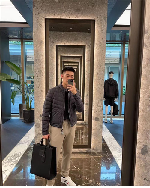 Moncler 몽클레어 마우린엔느 Maurienne 다운 경량 패딩 레플리카 22번 이미지 - 의류 | 세미샵 레플리카 사이트