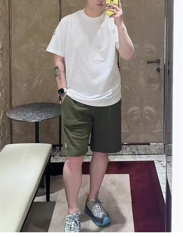 Moncler 몽클레어 메르세데스 벤츠 by니고 숏 팬츠 레플리카 4번 이미지 - 의류 | 세미샵 레플리카 사이트