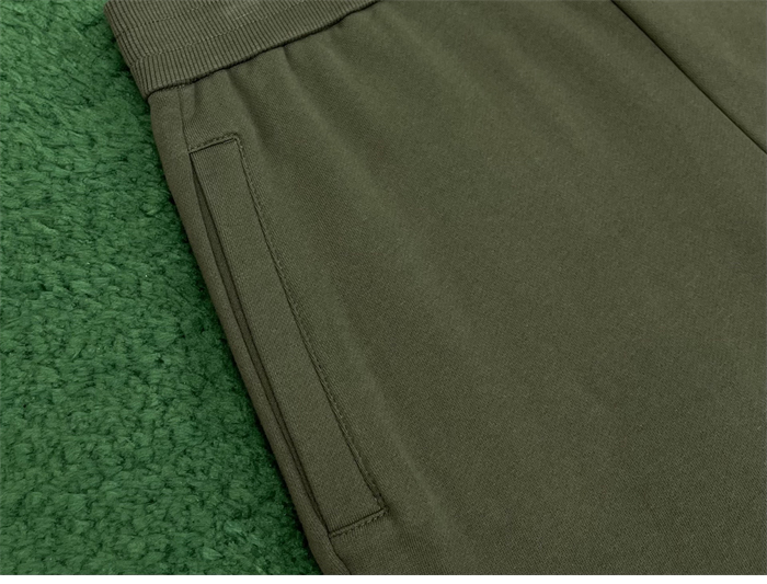 Moncler 몽클레어 메르세데스 벤츠 by니고 숏 팬츠 레플리카 18번 이미지 - 의류 | 세미샵 레플리카 사이트