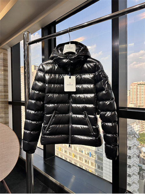 Moncler 몽클레어 바디 Body 다운 패딩 자켓 레플리카 3번 이미지 - 의류 | 세미샵 레플리카 사이트