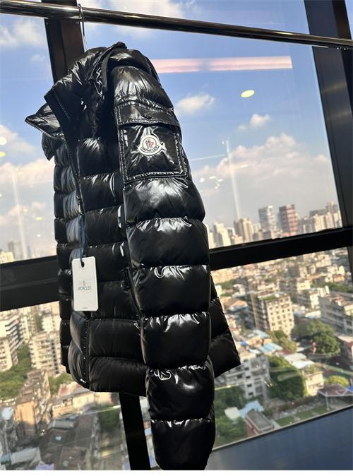 Moncler 몽클레어 바디 Body 다운 패딩 자켓 레플리카 6번 이미지 - 의류 | 세미샵 레플리카 사이트