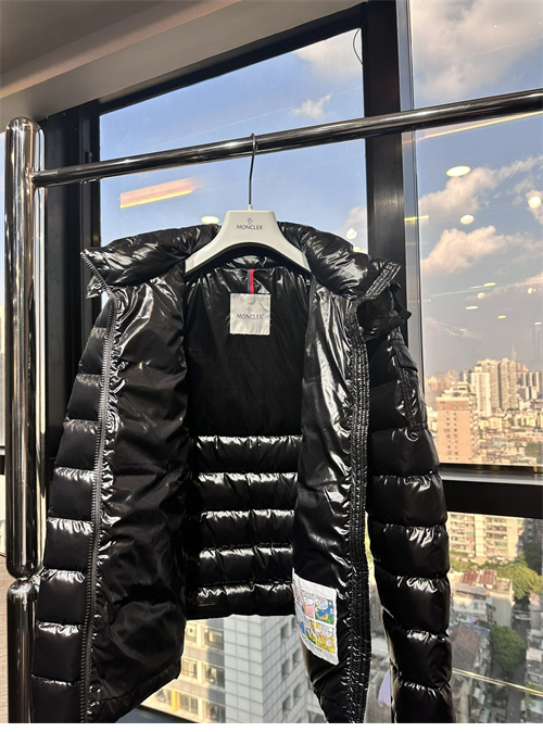 Moncler 몽클레어 바디 Body 다운 패딩 자켓 레플리카 10번 이미지 - 의류 | 세미샵 레플리카 사이트
