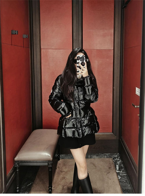 Moncler 몽클레어 바란테 Barante 여성 숏 다운 패딩 자켓 레플리카 3번 이미지 - 의류 | 세미샵 레플리카 사이트