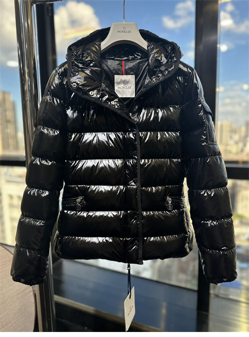 Moncler 몽클레어 바란테 Barante 여성 숏 다운 패딩 자켓 레플리카 5번 이미지 - 의류 | 세미샵 레플리카 사이트