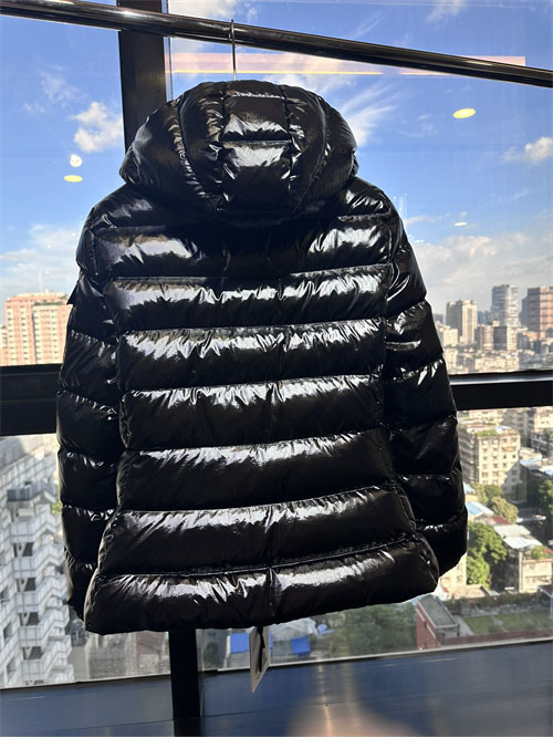Moncler 몽클레어 바란테 Barante 여성 숏 다운 패딩 자켓 레플리카 9번 이미지 - 의류 | 세미샵 레플리카 사이트