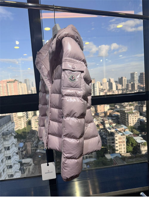 Moncler 몽클레어 바란테 Barante 여성 숏 다운 패딩 자켓 레플리카 23번 이미지 - 의류 | 세미샵 레플리카 사이트