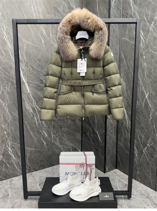 Moncler 몽클레어 보에드 Boed 숏 다운 패딩 레플리카 2번 이미지 - 의류 | 세미샵 레플리카 사이트