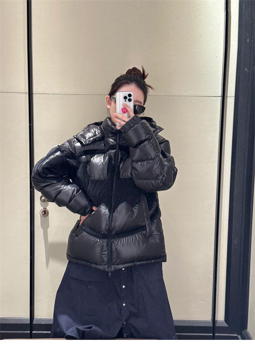 Moncler 몽클레어 솔랜더 Solander 배트맨 다운 패딩 자켓 레플리카 2번 이미지 - 의류 | 세미샵 레플리카 사이트