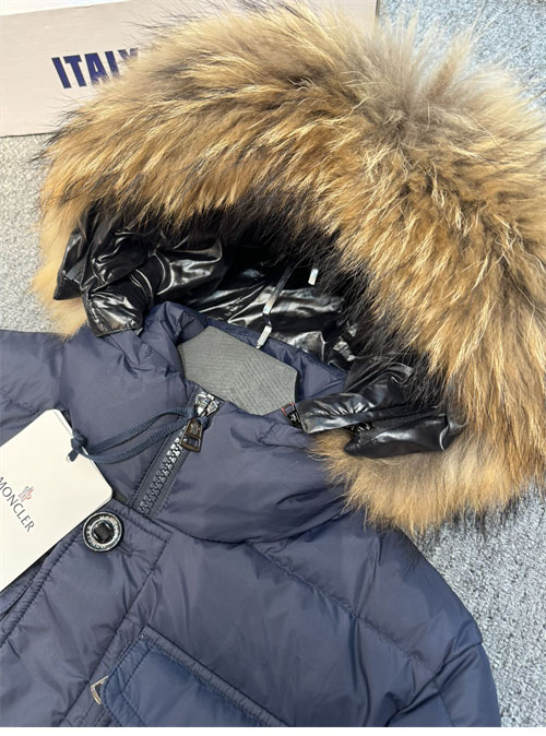 Moncler 몽클레어 쉐브르즈 Chevreuse 숏 다운 패딩 레플리카 4번 이미지 - 의류 | 세미샵 레플리카 사이트