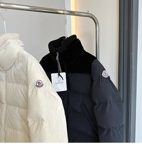 Moncler 몽클레어 아우프리크 Auffrique 숏 다운 패딩 자켓 레플리카 11번 이미지 - 의류 | 세미샵 레플리카 사이트
