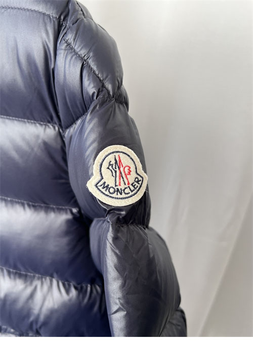 Moncler 몽클레어 아코러스 Acorus 숏 다운 경량 패딩 자켓 레플리카 26번 이미지 - 의류 | 세미샵 레플리카 사이트