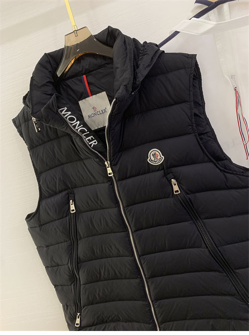 Moncler 몽클레어 알비트 Albyt 다운 패딩 베스트 레플리카 5번 이미지 - 의류 | 세미샵 레플리카 사이트