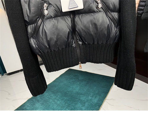 Moncler 몽클레어 여성용 니트 숏 패딩 레플리카 15번 이미지 - 의류 | 세미샵 레플리카 사이트