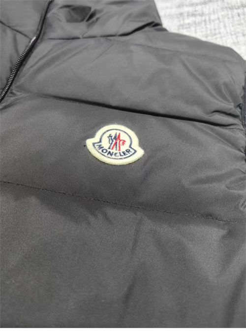 Moncler 몽클레어 콘트린 Contrin 다운 패딩 베스트 레플리카 17번 이미지 - 의류 | 세미샵 레플리카 사이트