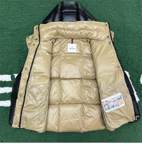 Moncler 몽클레어 파라나 숏 패딩 레플리카 12번 이미지 - 의류 | 세미샵 레플리카 사이트