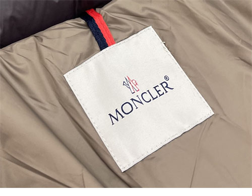 Moncler 몽클레어 패딩 코튼 가디건 스웨터 레플리카 15번 이미지 - 의류 | 세미샵 레플리카 사이트