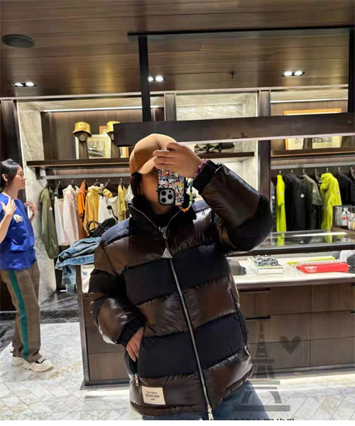 Moncler 몽클레어 펙렛 peclet 양면 다운 패딩 자켓 레플리카 2번 이미지 - 의류 | 세미샵 레플리카 사이트