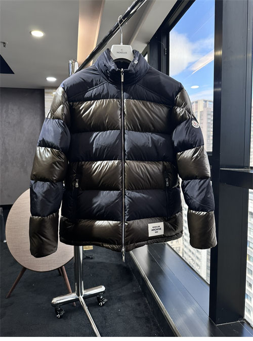 Moncler 몽클레어 펙렛 peclet 양면 다운 패딩 자켓 레플리카 6번 이미지 - 의류 | 세미샵 레플리카 사이트