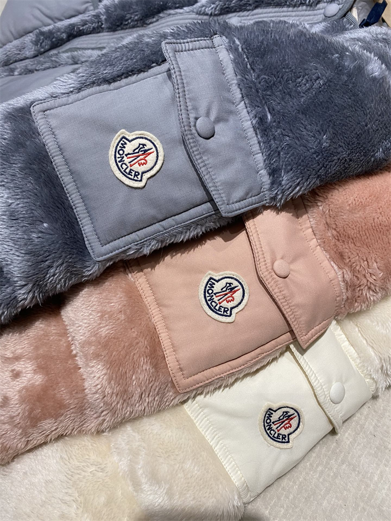 Moncler 몽클레어 플로이라크 테디 숏 다운 자켓 레플리카 14번 이미지 - 의류 | 세미샵 레플리카 사이트