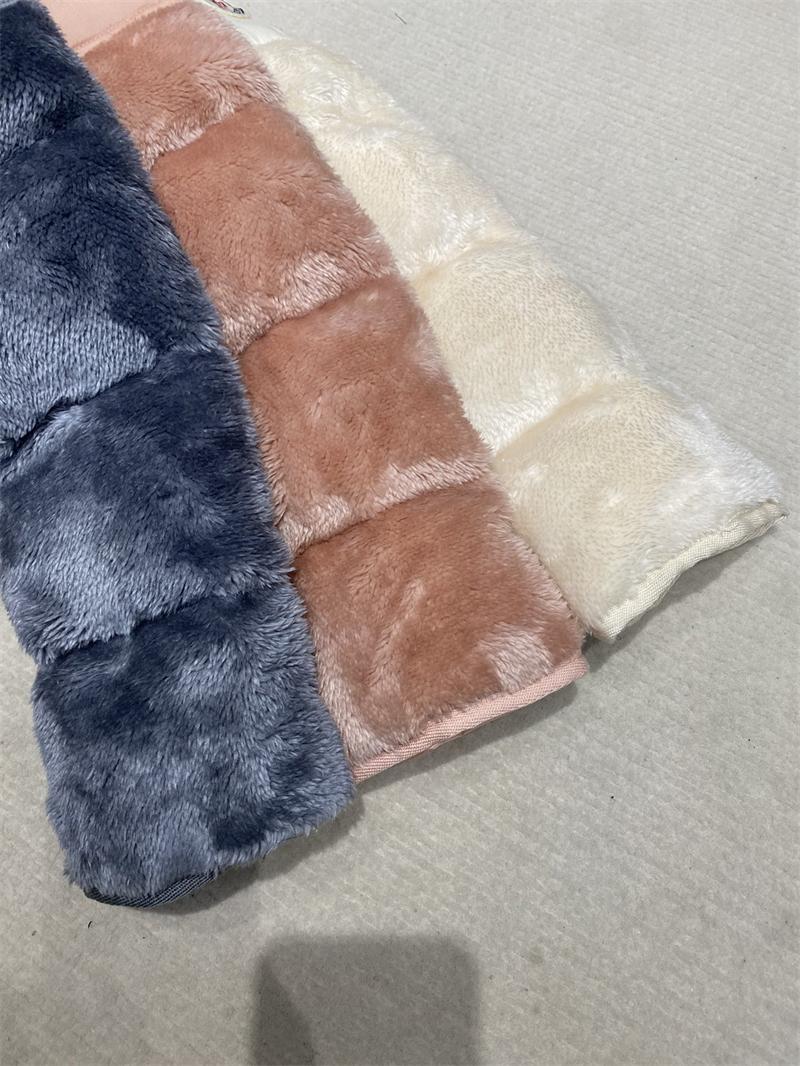 Moncler 몽클레어 플로이라크 테디 숏 다운 자켓 레플리카 15번 이미지 - 의류 | 세미샵 레플리카 사이트