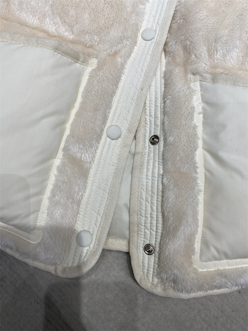 Moncler 몽클레어 플로이라크 테디 숏 다운 자켓 레플리카 19번 이미지 - 의류 | 세미샵 레플리카 사이트